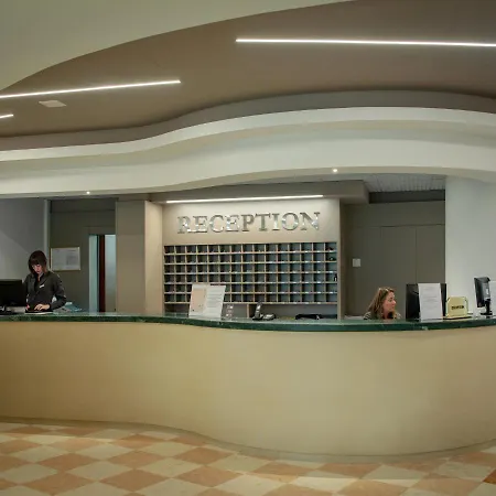 President Hotel 4*