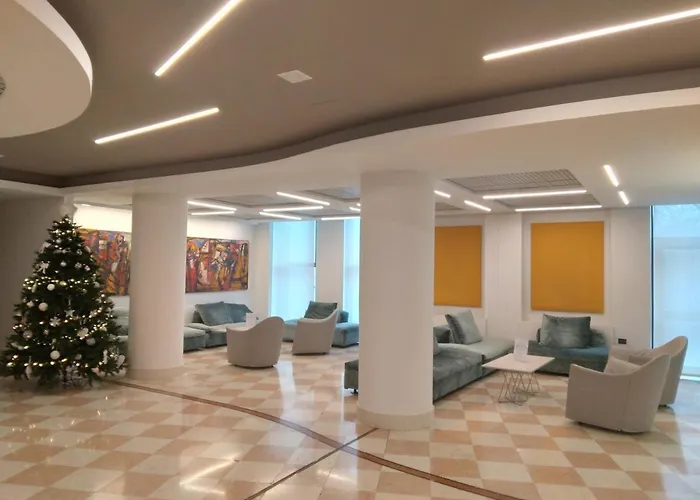 President 4* Correggio