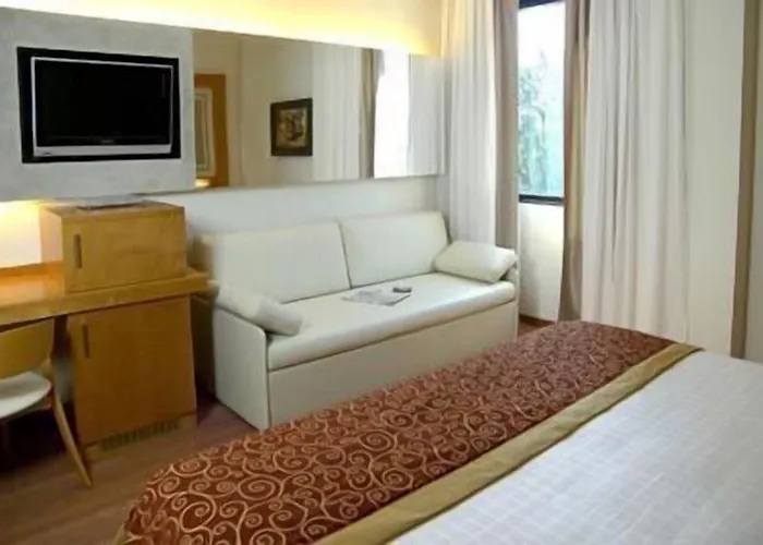 President Otel Correggio