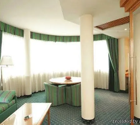 President Hotel 4*