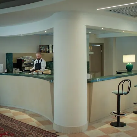 Hotel President 4*