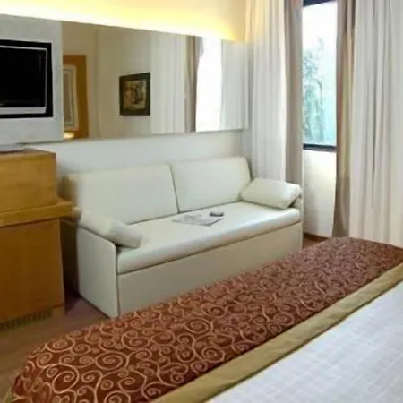 President Hotel Correggio