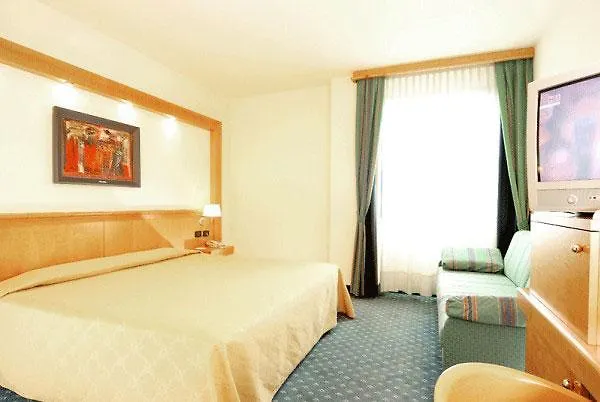 President Otel 4*